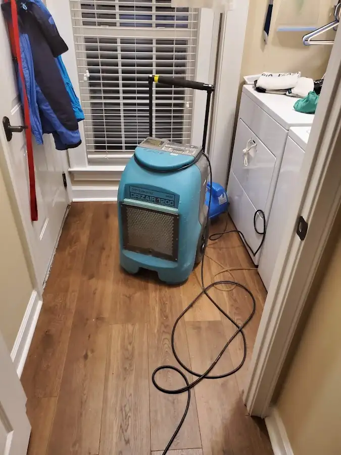 Commercial dehumidifier deployed for Flood Damage Cleanup in Gardnerville Ranchos
